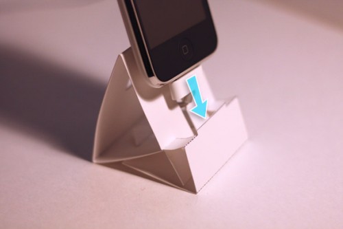 paper-iphone-dock-sample-05